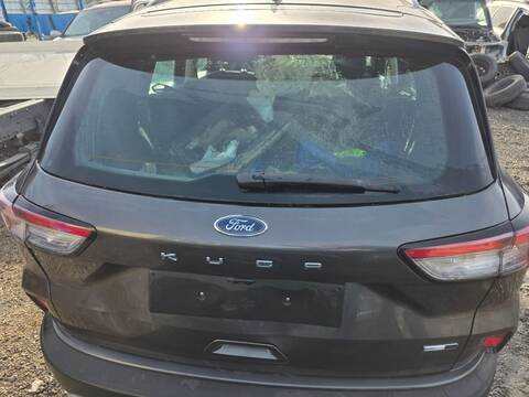 Portón Ford Kuga TREND HYBRID 150CV 110KW
