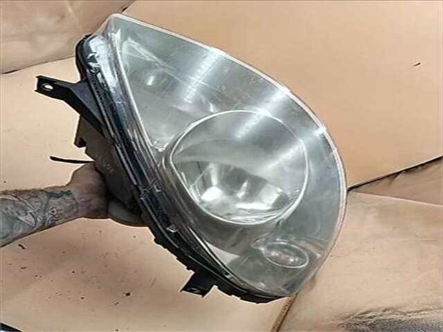 Faro Derecho Mercedes Clase A 140 1.5 A 150 (169.331) [1.5 LTR. - 70 KW CAT]