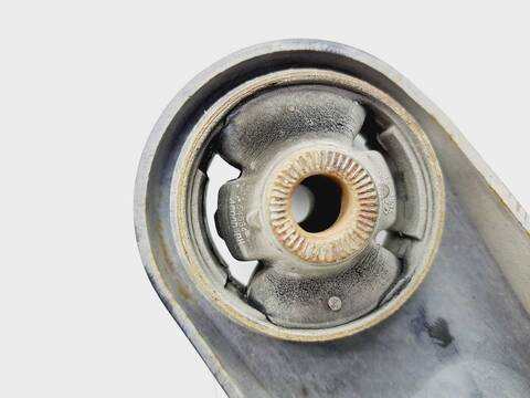Foto 3ª: Brazo Suspension Delantero Derecho Kia Ceed BUSINESS 90CV 66KW [D4FC] (2014)