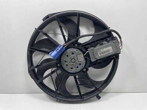 Foto 1ª: Electroventilador Mercedes Clase B 150 640941 (2005)