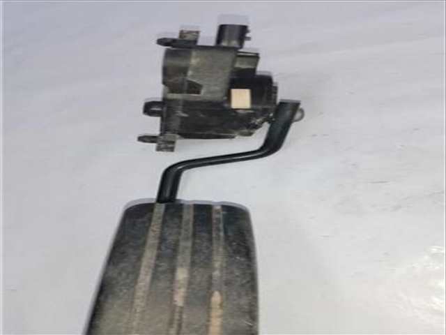 Pedal Acelerador Renault Clio 1.2 20 ANIVERSARIO [1 2 LTR. - 55 KW 16V] 75CV