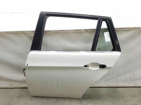 Foto 2ª: Puerta Trasera Izquierda Bmw Serie 3 315 3.0 TD 231CV 190CV [306D3] (2005)