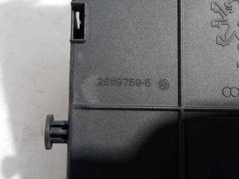 Foto 2ª: Caja Reles Fusibles Peugeot 308 ENVY 112CV [9HR (DV6C)] (2008)