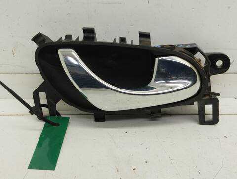 Maneta Interior Trasera Derecha Renault Kadjar BOSE EDITION 130CV 96KW