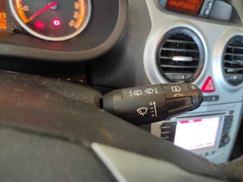 Foto 1ª: Mando Multifuncion Opel Corsa A13DTR (2013)