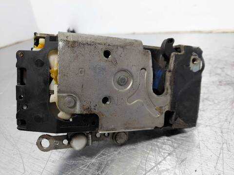 Foto 4ª: Cerradura Puerta Trasera Derecha Ford Fiesta 1.4 TDCI CAT 68CV 50KW [F6JA] (2003)