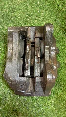 Foto 2ª: Pinza Freno Delantera Izquierdo Toyota Land Cruiser 3.0 TD KDJ95 VX [1KD-FTV] (2002)