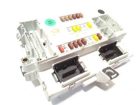 Caja Reles Fusibles Fiat 500 POP STAR 105CV 77KW