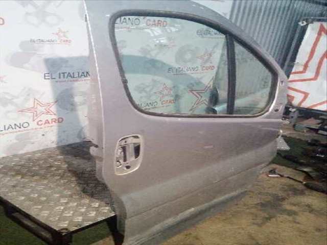 Foto 4ª: Puerta Delantera Derecha Nissan Primastar VERSION INDEFINIDA