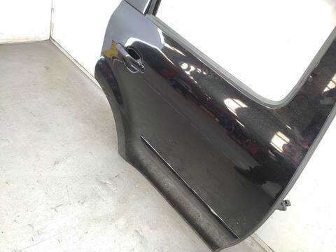 Foto 2ª: Puerta Trasera Derecha Skoda Yeti 1.2 TSI 110CV 81KW [CYVB] (2017)