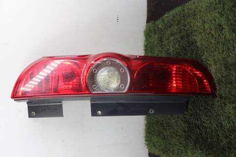 Piloto Trasero Derecho Fiat Doblo 1.9 D II 120CV 88KW 152) 263A2000