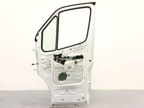 Foto 4ª: Puerta Delantera Derecha Mercedes Sprinter 419 CDI RWD 907.643 907.645 907.647) 190CV 140KW FURGONETA [654920] (2024)