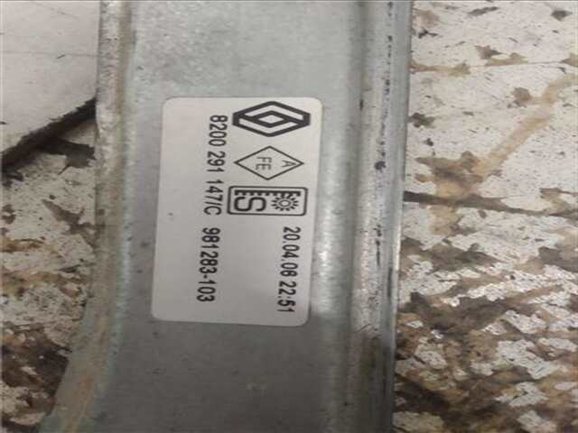 Foto 3ª: Elevalunas Eléctrico Delantero Derecho Renault Clio 1.5 AUTHENTIQUE [1.5 LTR. - 63 KW DCI DIESEL CAT]
