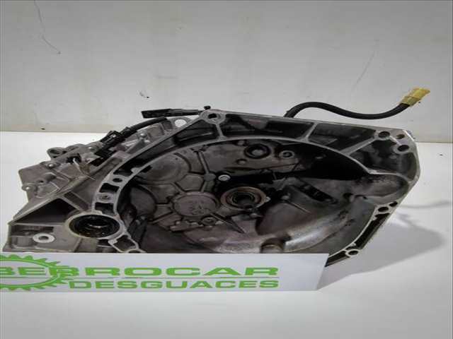 Foto 2ª: Caja Cambios Dacia Duster 1.0 TCE 90 91CV 67KW [H4D 470] (2023)