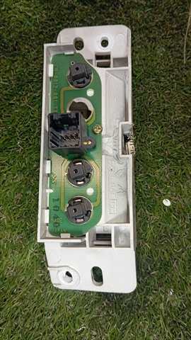 Foto 2ª: Caja Reles Fusibles Jeep Cherokee 2.5 TD 3P [VM52] (2001)