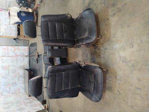Foto 1ª: Asientos Traseros Mercedes Clase E 180 320 E - E 320 124.032) BERLINA 220CV 162KW [M104992] (1994)