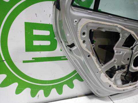 Foto 2ª: Puerta Trasera Izquierda Fiat Bravo 1.9 DYNAMIC MULTIJET 120CV [192A8000] (2007)