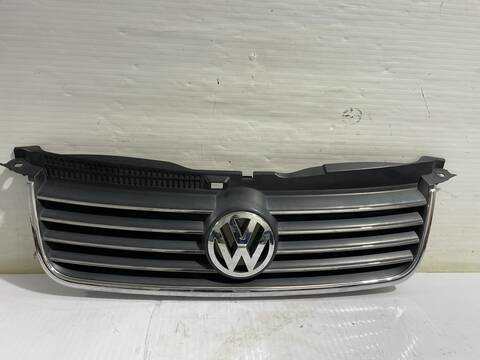 Rejilla Delantera Volkswagen Passat ADVANCE BERLINA 131CV 96KW