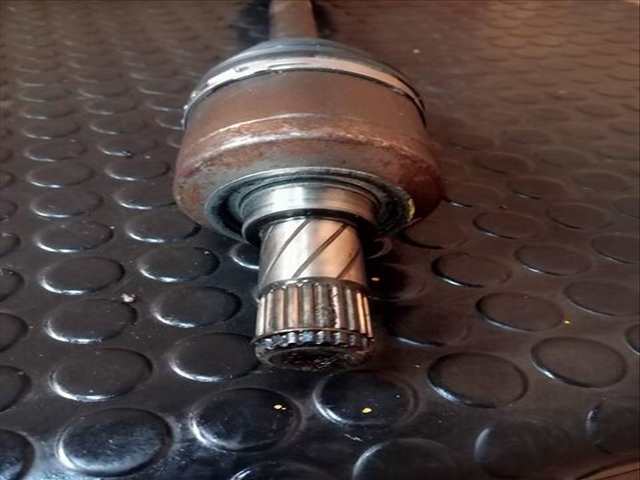 Foto 2ª: Transmision Delantera Izquierda Suzuki Swift GL 3-PTAS.) 69CV (2005)