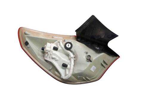 Foto 3ª: Piloto Trasero Derecho Opel Astra 1.6 CDTI 35) (2010)