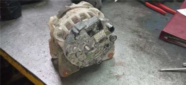 Foto 3ª: Alternador Dacia Sandero 0.9 STEPWAY ESSENTIAL [0.9 LTR. - 66 KW TCE CAT] [H4BB408]