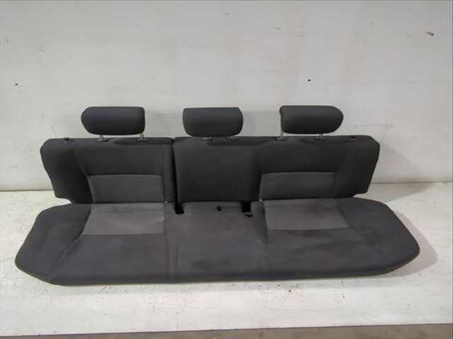 Foto 1ª: Asientos Traseros Toyota Yaris 1.5 NSP131_) 112CV [2NR-FKE] (2010)