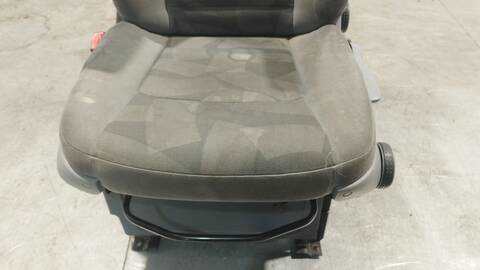 Foto 2ª: Asiento Delantero Izquierdo Mercedes Viano CDI 2.2 639.711 639.713 639.811 639.813 639.815) 150CV 110KW [646982] (2004)