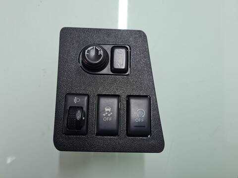 Foto 1ª: Mando Multifuncion Nissan Qashqai ACENTA 131CV 96KW [R9M] (2014)