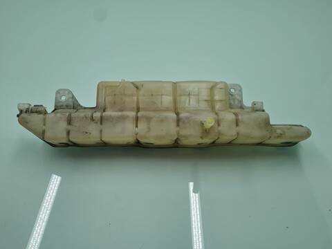Foto 3ª: Deposito Expansion Nissan Cabstar 3.0 DIESEL NT400 [ZD30] (2020)