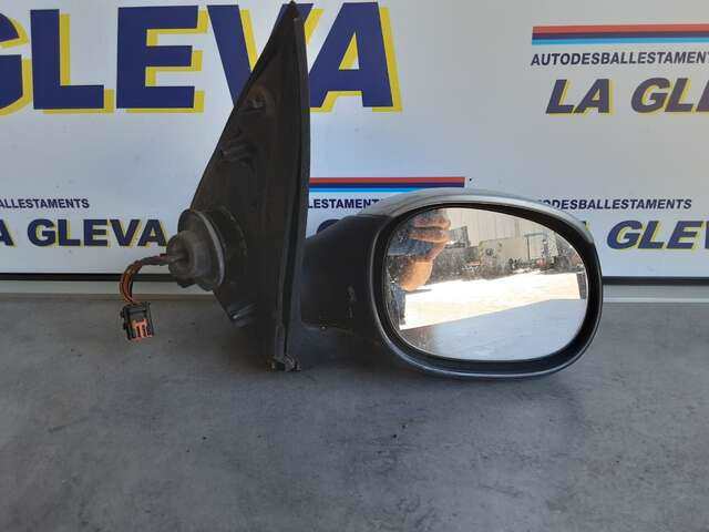 Retrovisor Derecho Peugeot 206 1.1 8V60CV