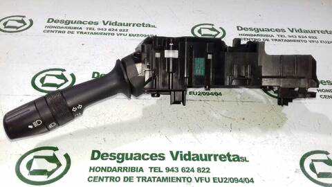 Foto 2ª: Mando Luces Toyota Rav4 ACTIVE 124CV 91KW [1ADFTV] (2014)