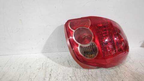 Foto 2ª: Piloto Trasero Izquierdo Toyota Auris 1.6 ZRE151_) 124CV [1ZR-FE] (2006)