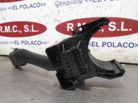 Foto 2ª: Mando Multifuncion Audi A6 1.8 T AVANT 150CV 110KW [AWT] (2001)