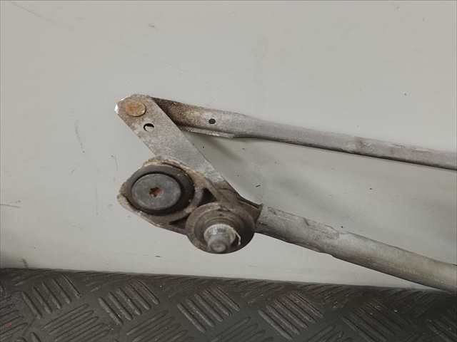 Foto 2ª: Motor Limpia Delantero Volkswagen Passat 2.0 TDI 140CV (2008)