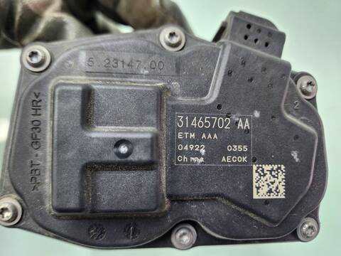Foto 3ª: Caja Mariposa Volvo XC 40 MOMENTUM PRO 2WD 163CV 120KW [B3154T2] (2020)