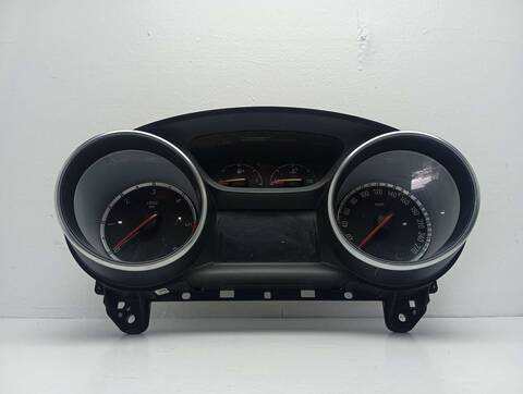 Foto 2ª: Cuadro de Instrumentos Opel Astra DYNAMIC 110CV 81KW [B16DTE] (2017)