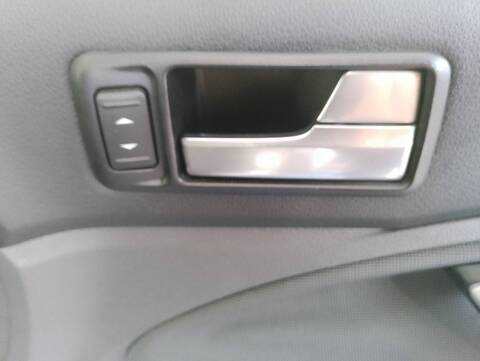 Botonera Elevalunas Ford Kuga TITANIUM 136CV 100KW