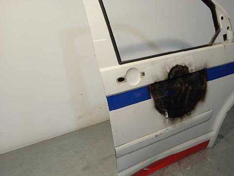 Foto 4ª: Puerta Delantera Derecha Volkswagen Transporter 2.0 TDI T5 7E) CAT CFCA) (2012)