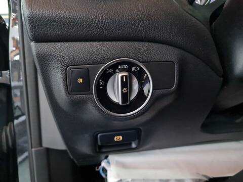 Foto 2ª: Mando Luces Mercedes Clase G 230 GLA 200 CDI - D 156.908) 136CV 100KW [651.930] (2018)