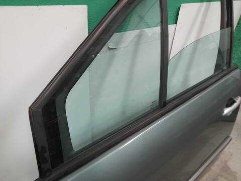 Foto 3ª: Puerta Delantera Izquierda Renault Scenic AUTHENTIQUE 120CV 88KW [F9Q D8] (2004)