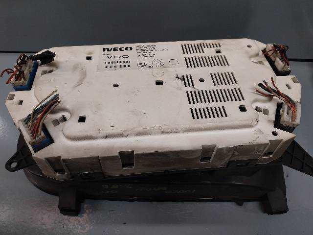 Foto 3ª: Cuadro de Instrumentos Iveco Daily 2.8 D 35D9 [D-8140.63] (2000)