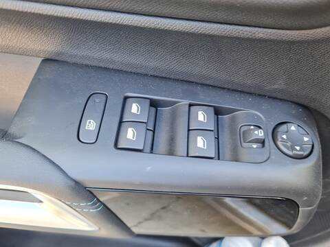 Foto 2ª: Botonera Elevalunas Citroen C5 C-SERIES AIRCROSS 130CV 96KW [HN05] (2024)
