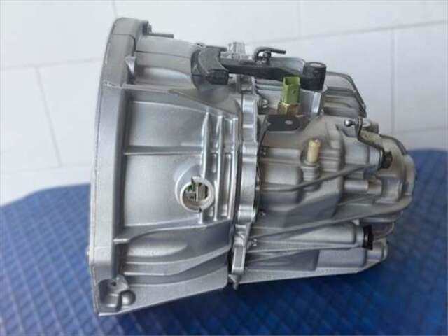 Foto 2ª: Caja Cambios Opel Vivaro 1.9 FURGÓN 2.9T LARGO [1.9 LTR. - 74 KW CDTI CAT (F9Q-760 - L08)]