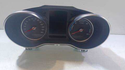Cuadro de Instrumentos Mercedes EQV EQV 300 447813 447815) 204CV 150KW