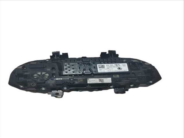 Foto 3ª: Cuadro de Instrumentos Skoda Kamiq 1.5 16V TSI ACT 150CV [DPCA] (2019)