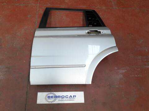 Foto 1ª: Puerta Trasera Izquierda Ssangyong Kyron 2.0 141CV 104KW (2007)