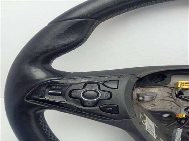 Foto 2ª: Volante Opel Astra DYNAMIC 110CV 81KW [B16DTE] (2017)