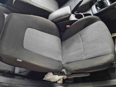 Asiento Delantero Derecho Kia Ceed 116CV