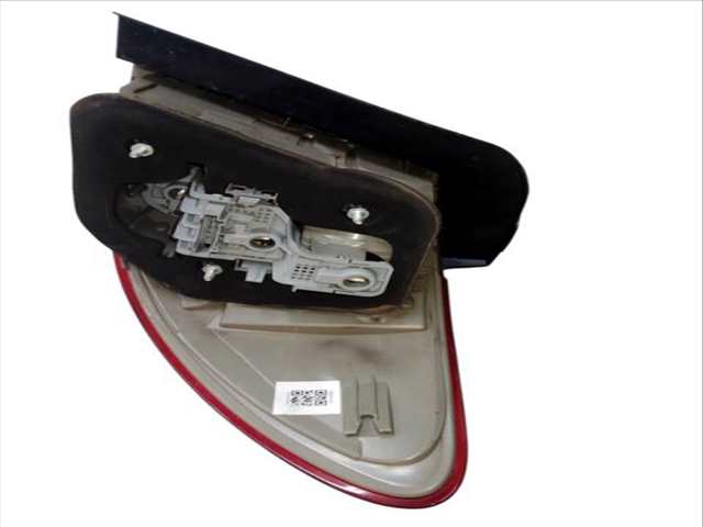 Foto 2ª: Piloto Trasero Izquierdo Mercedes Clase B 150 B 180 CDI 246.200) (2011)