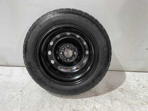 Foto 2ª: Neumatico Fiat 500 ANIVERSARIO 69CV [169A4000] (2009)